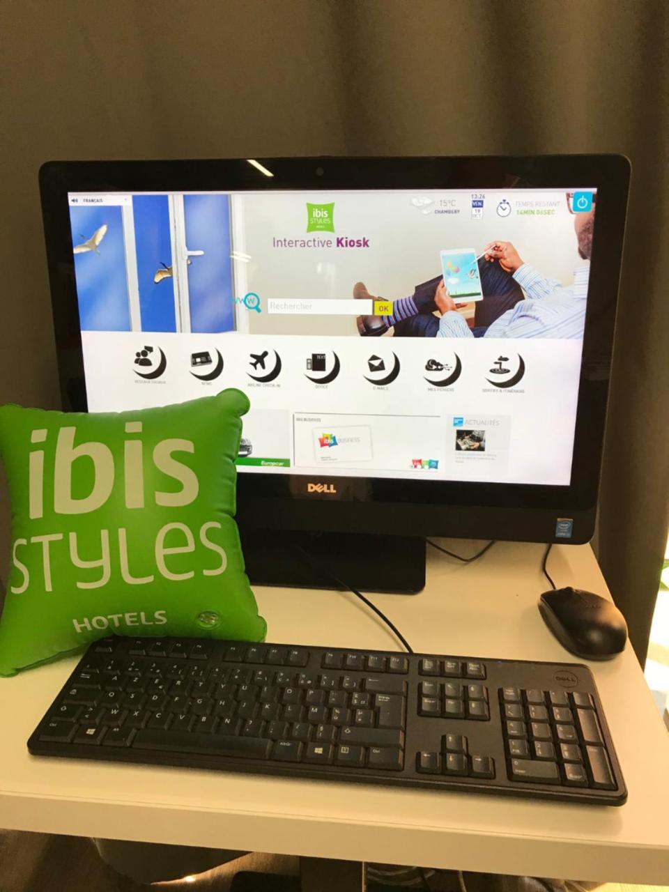 Отель Ibis Styles Chambery Centre Gare Экстерьер фото